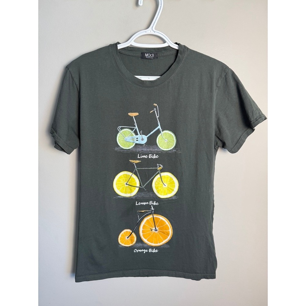 Mood Couture Womens Gray Fruit Bicycle Graphic Tee M Whimsical Summer Quirky